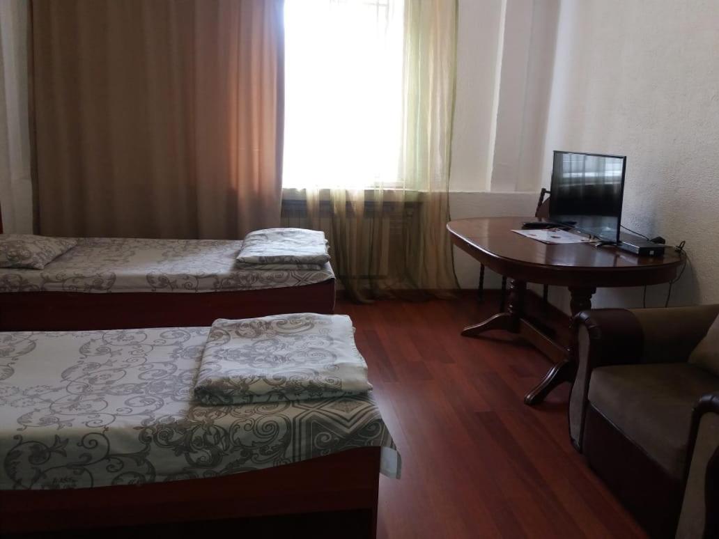 Nuri Hotel Стадион Караганда Екстер'єр фото